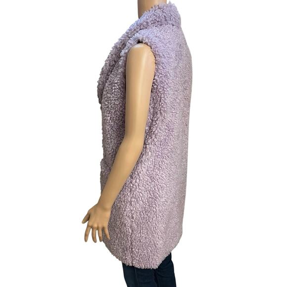 Betsey Johnson Sherpa Faux Fur Vest Size S/M Purple Mid Length Casual Coquette - Picture 3 of 8